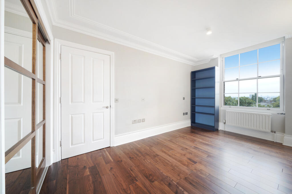 property in Thornton Place, 
Clapham Common North Side, SW4