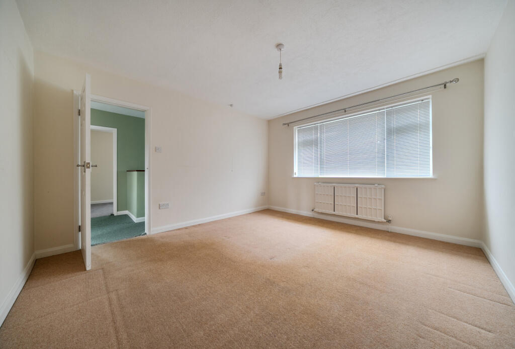 1369801-15-68f240...