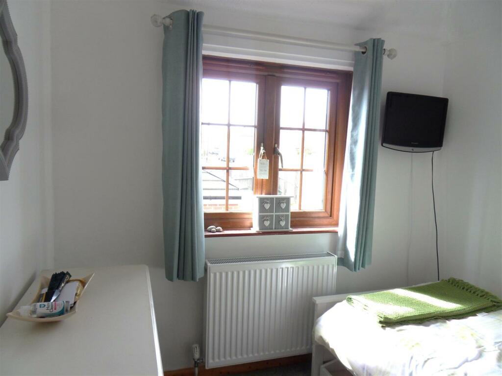 bed3.JPG