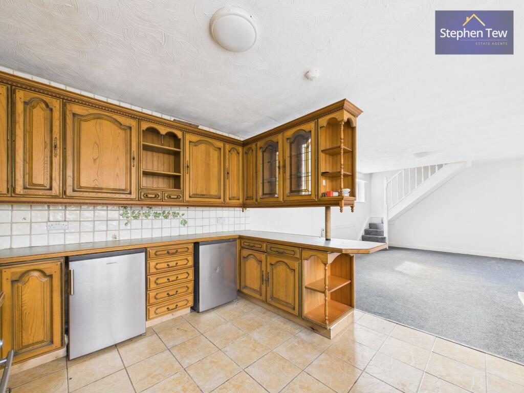 Kitchen / Living Area