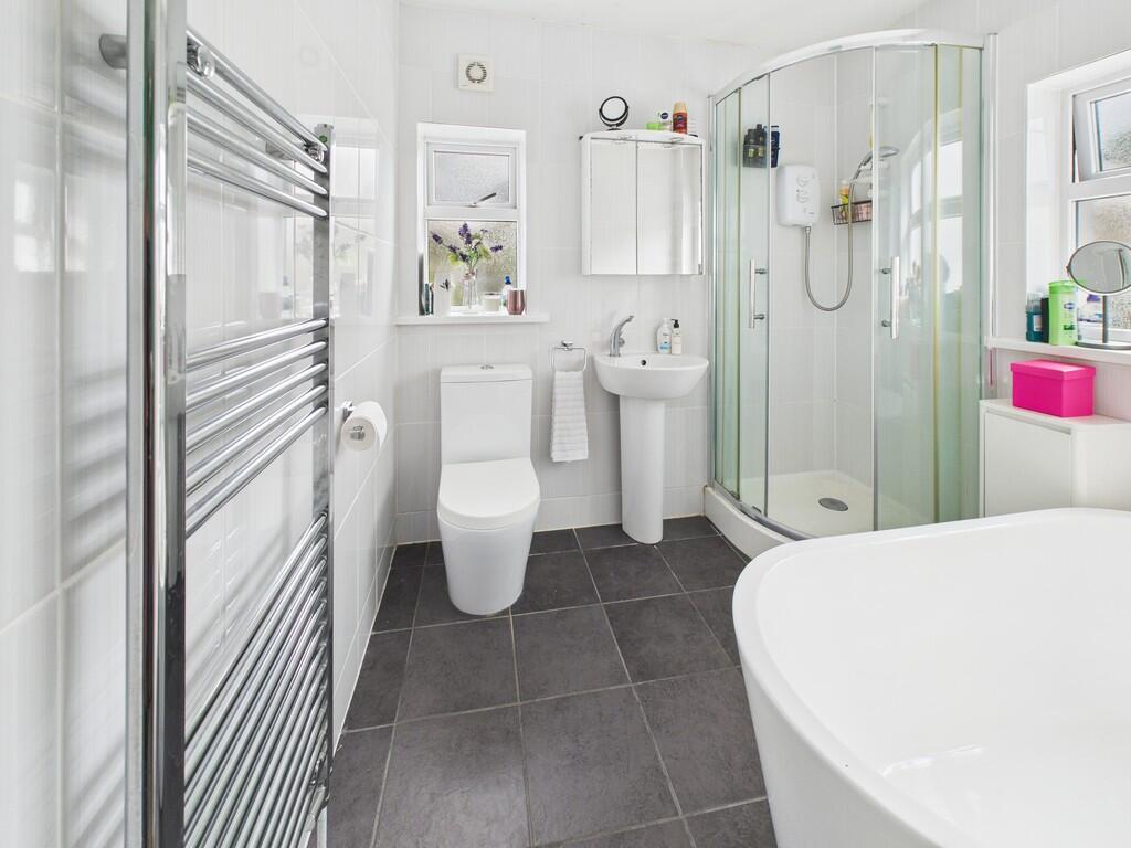 CAM05068G0-PR0014...