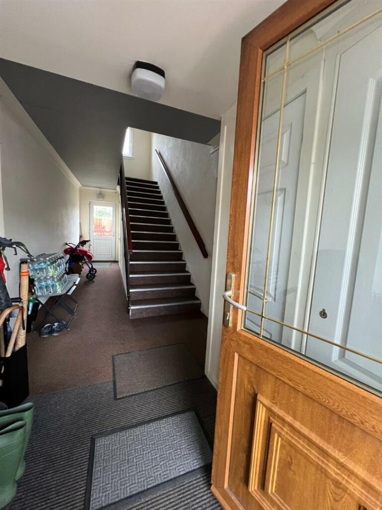 Hall (L-Shaped)