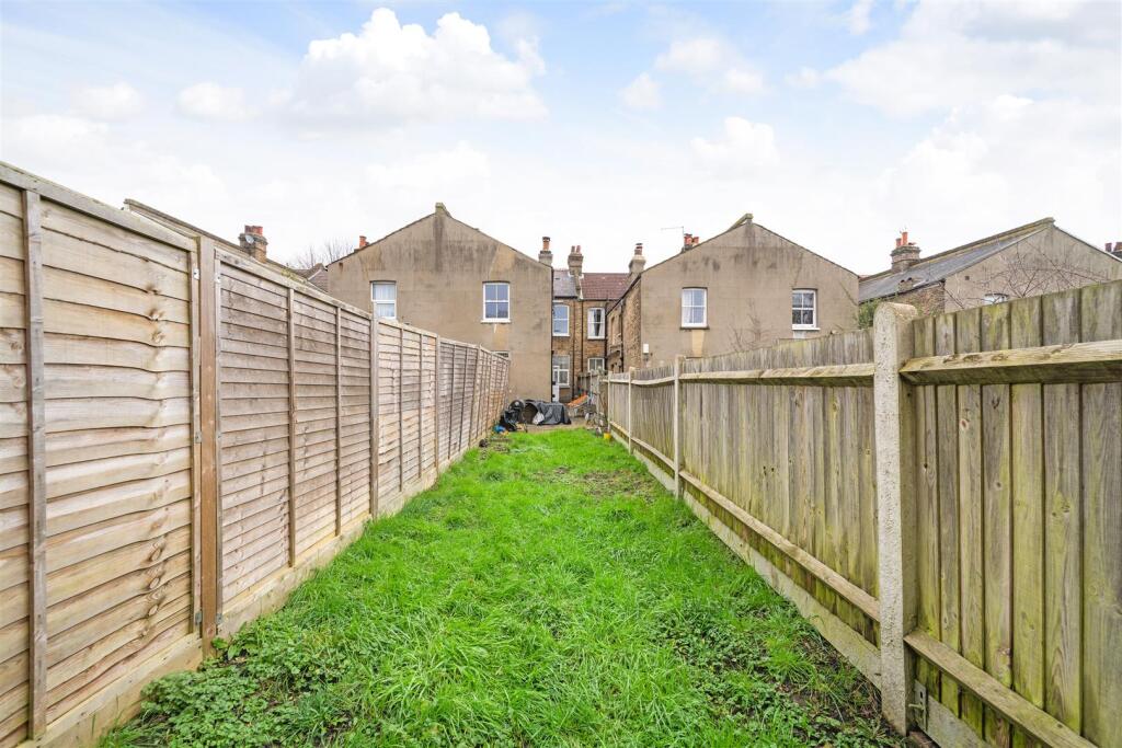 Tremaine Road-11.jpg