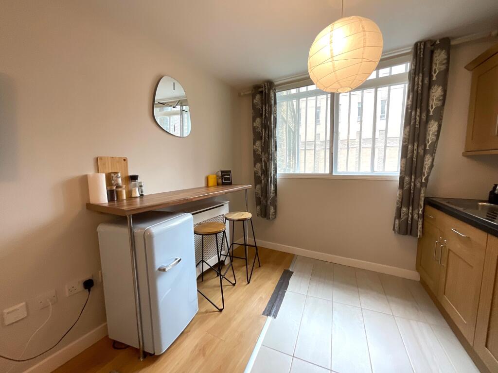 Breakfast Bar
