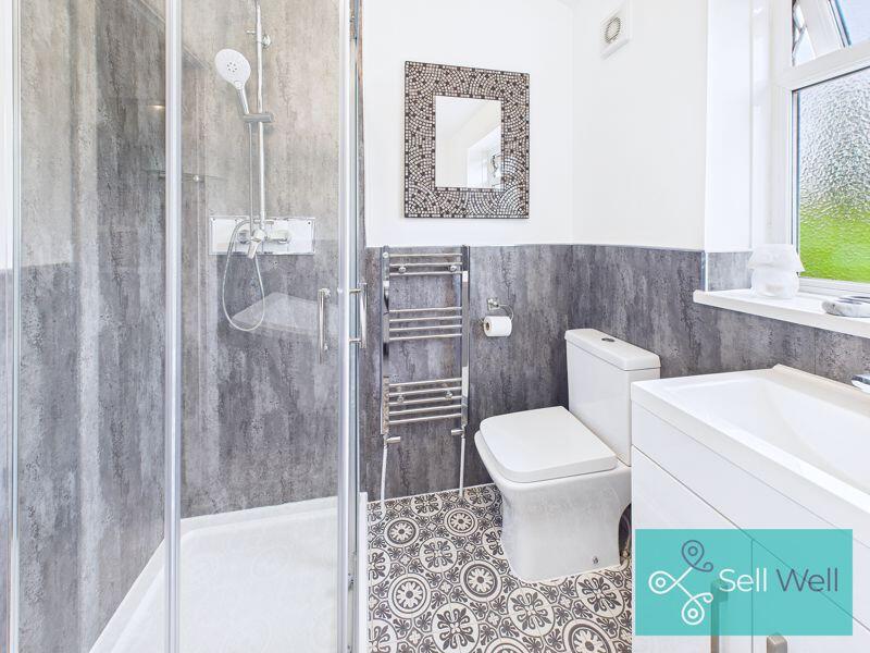 Master En-Suite