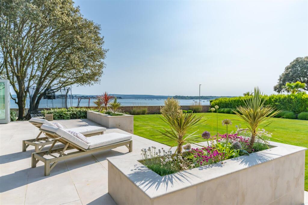 Terraces/Garden
