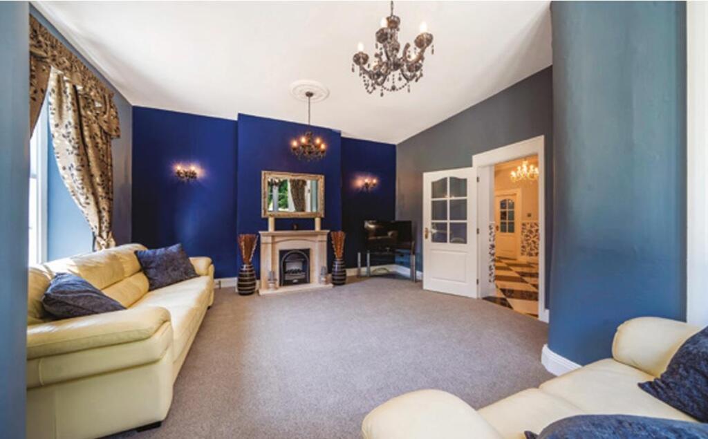 Sitting room.jpg