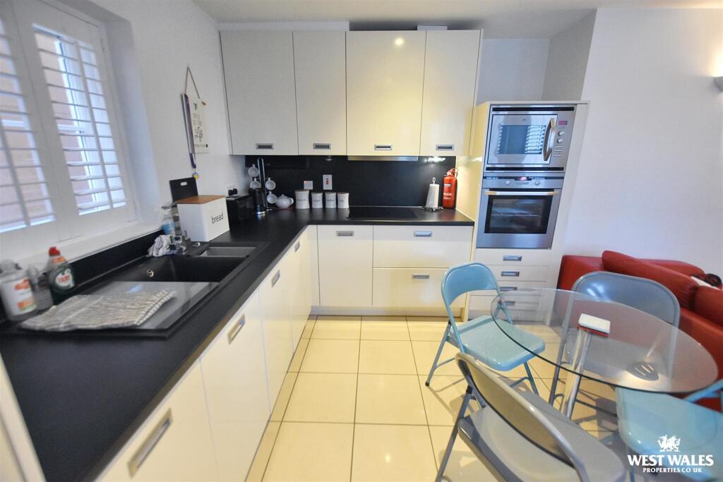 3 - 2025-11-10T123009.187.jpg