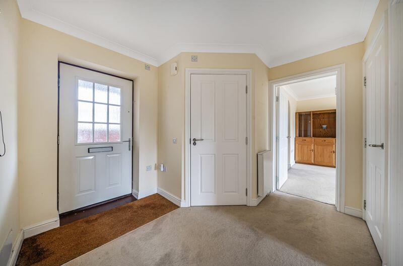 Entrance hall with cloakroom