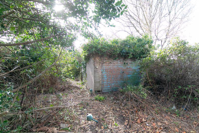 Garden &amp; garage