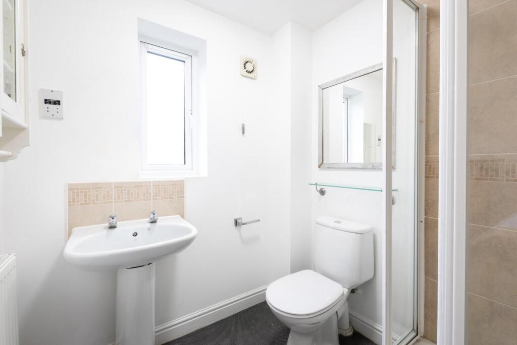 15 Orchid Drive, Bath-10.jpg