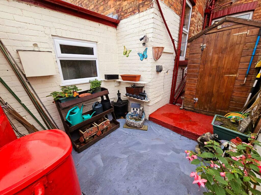 e7aa8243-e27d-4927-a9b6-fa78e2cfbeb3