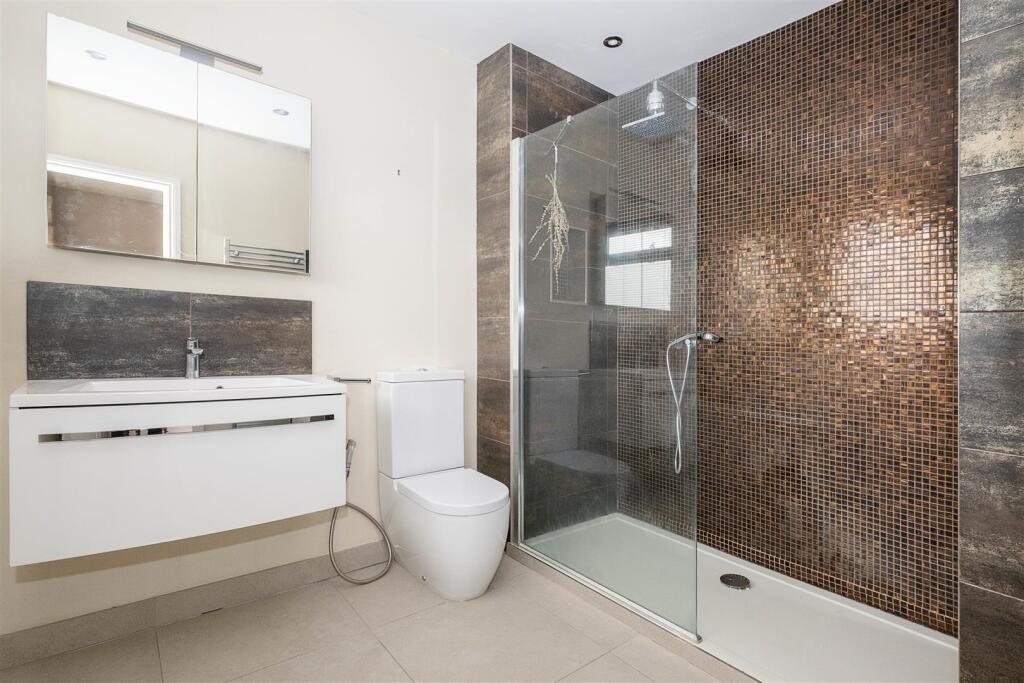 3-ennismore-gardens-0005 copy.jpg