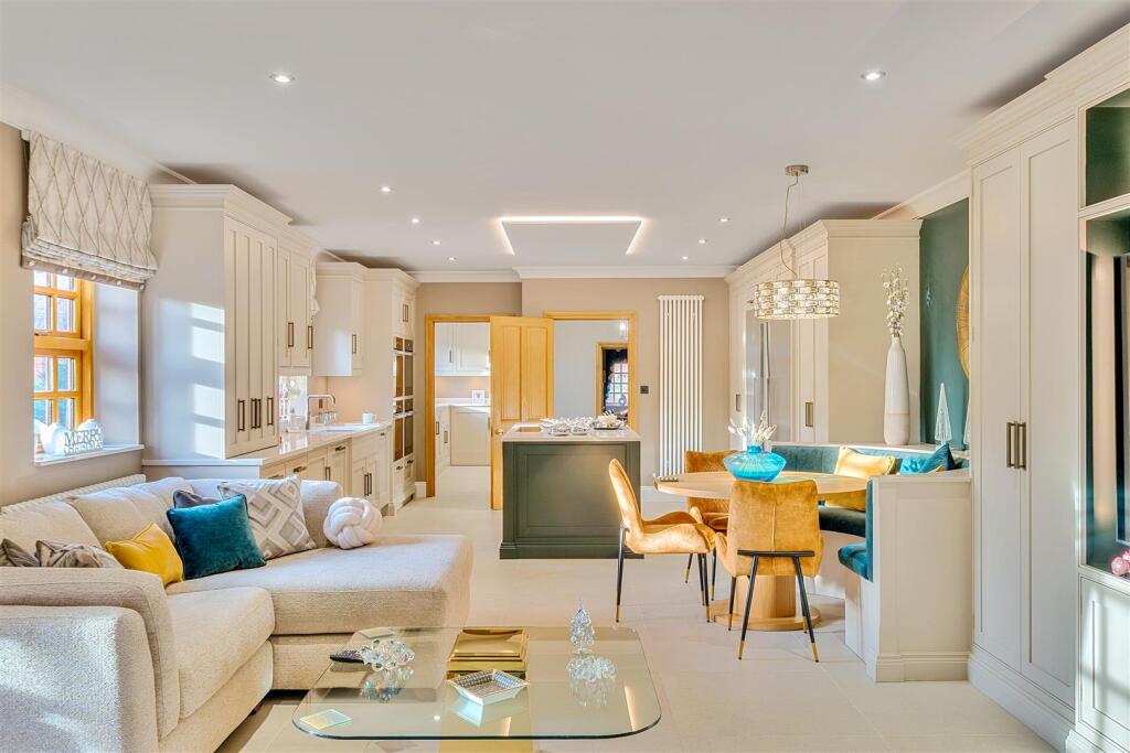 Lounge Dining Kitchen