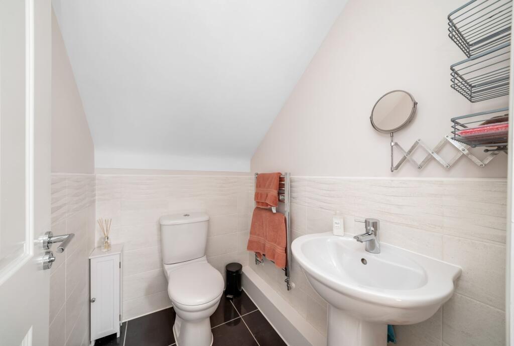 EN-SUITE SHOWER ROOM TO BEDROOM FIVE