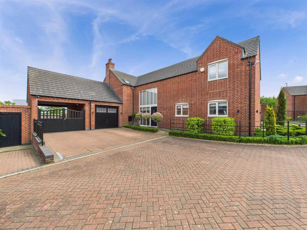 Avocet House, North Kilworth
