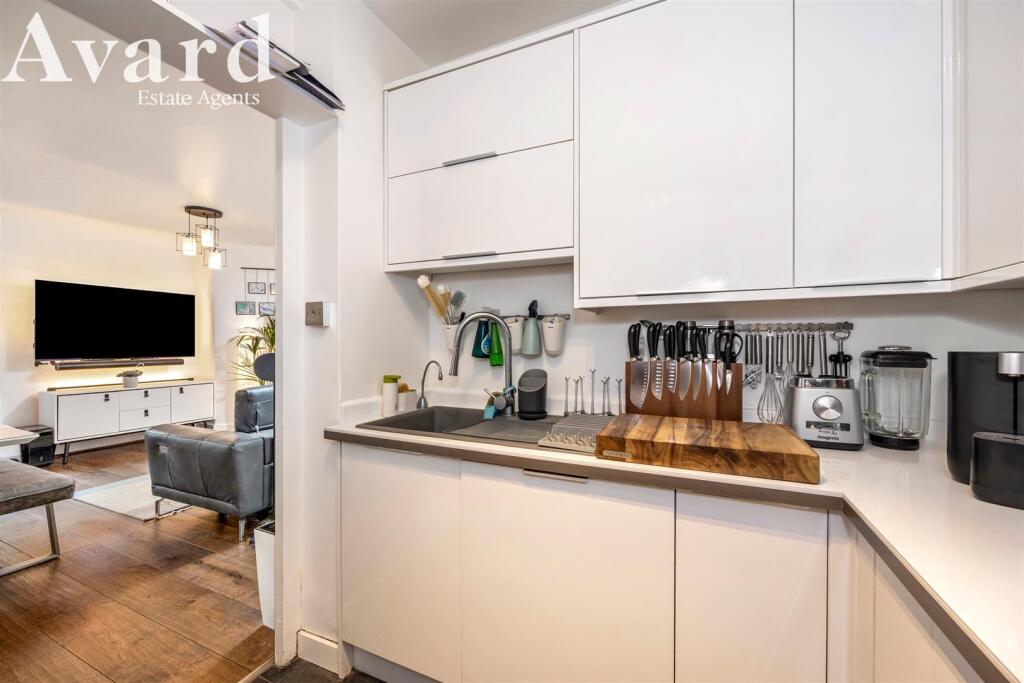 Brunswick Place, 49A-019.JPG