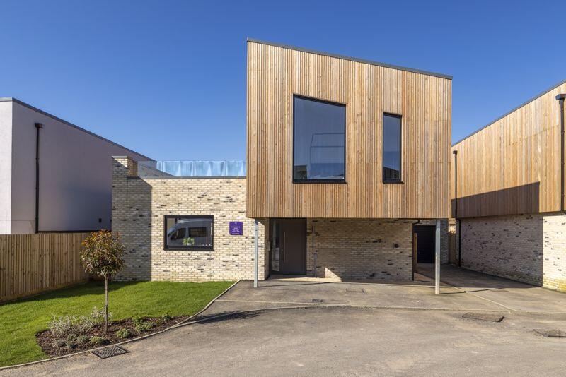 Reserve by Christmas to choose your kitchen colour and save up to £25000 on Stamp Duty*