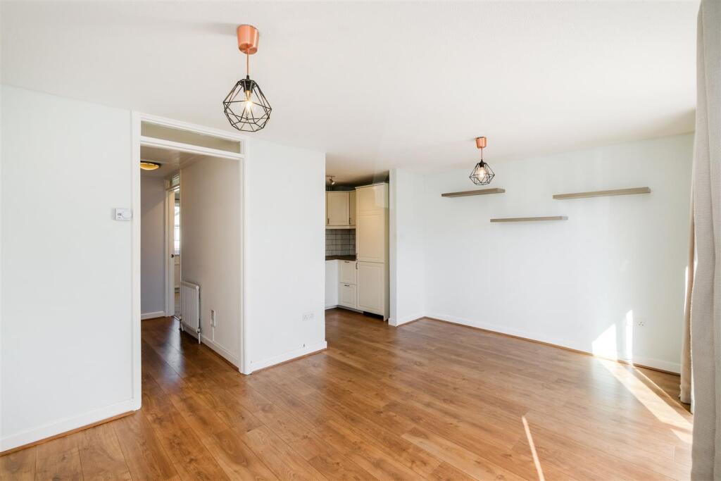23 boleyn close-6.jpg