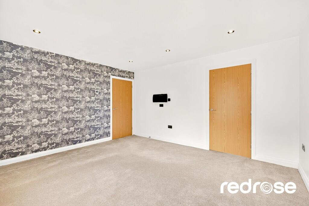 web_13 New Inn Cl...