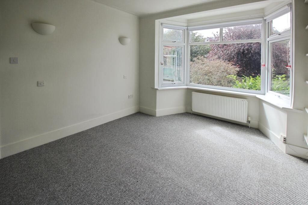 pbox-bedroom-341803.JPG