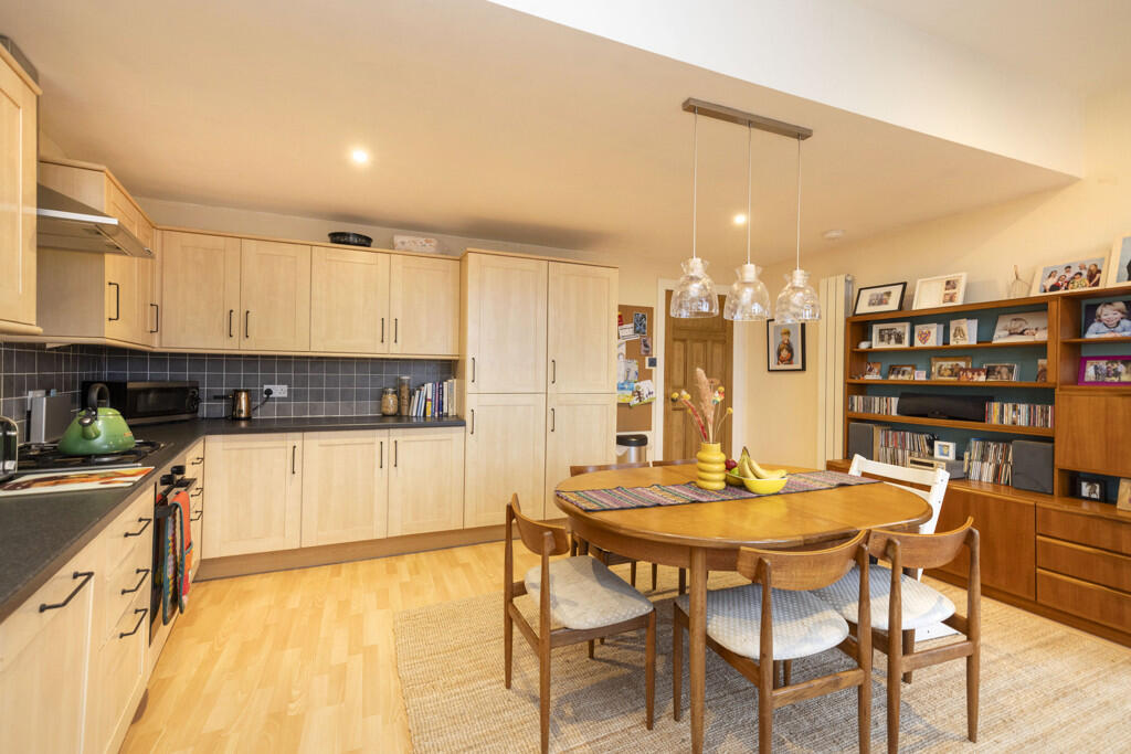 Kitchen / Dining Room - 28 Cadogan Road