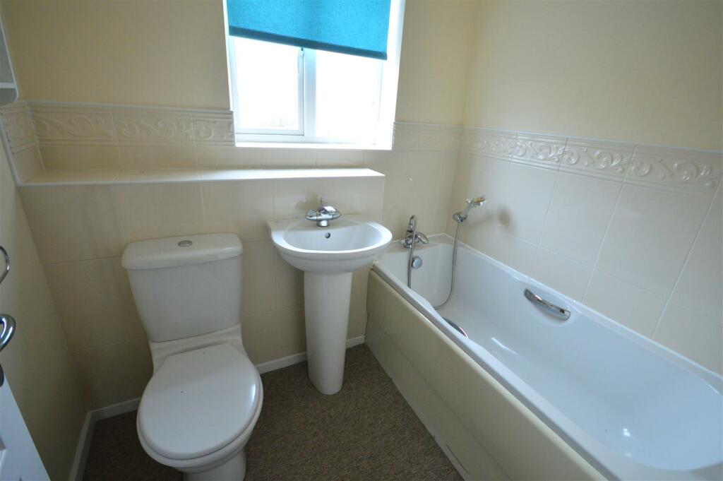 Bathroom.JPG
