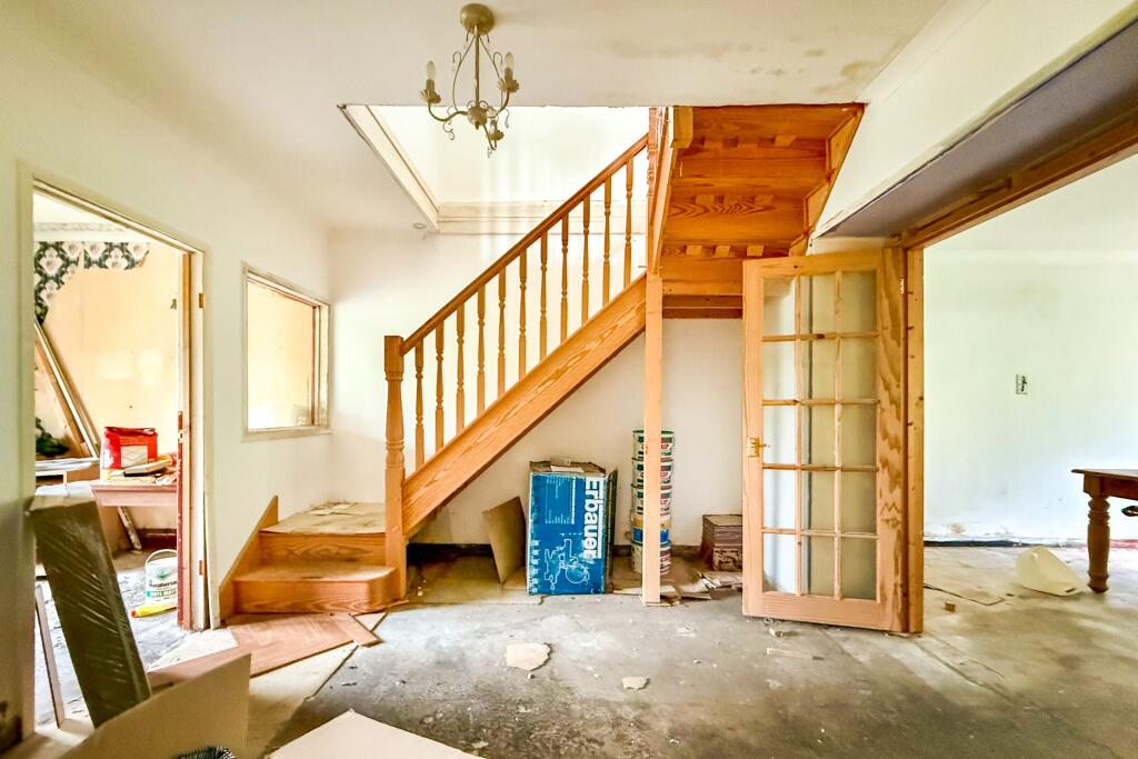 39 Penywern Road, Ystalyfera, Swansea, Wales, SA9 2NH