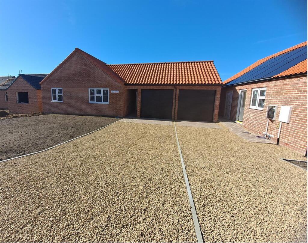 Plot 35 - External #2.jpg