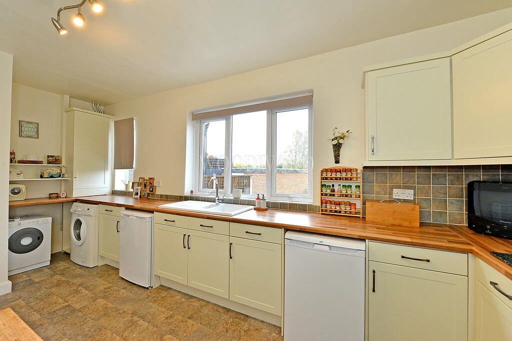 Kitchen/Dining Ro...