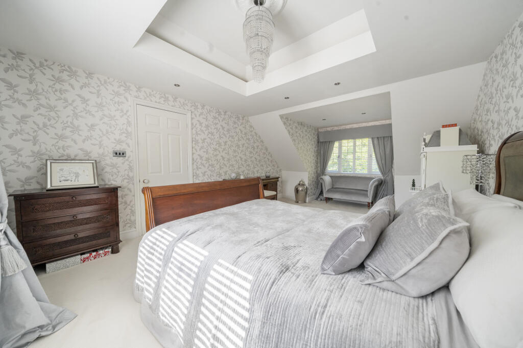 Guest bedroom 2