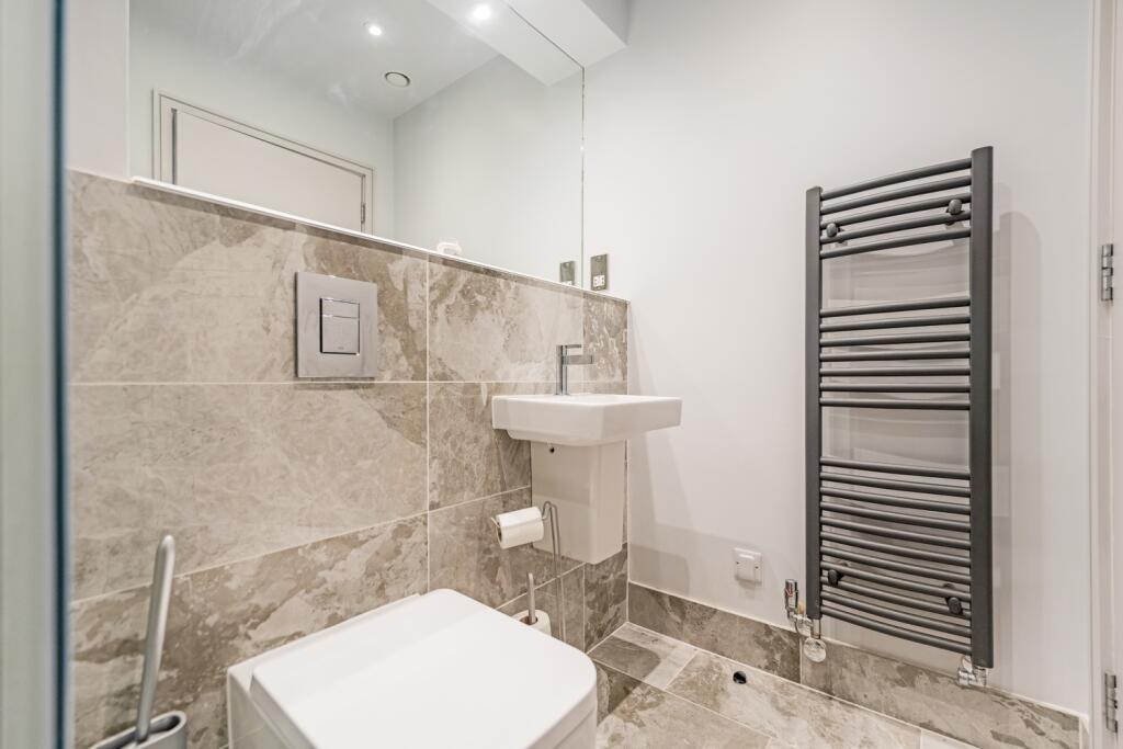 Family bathroom