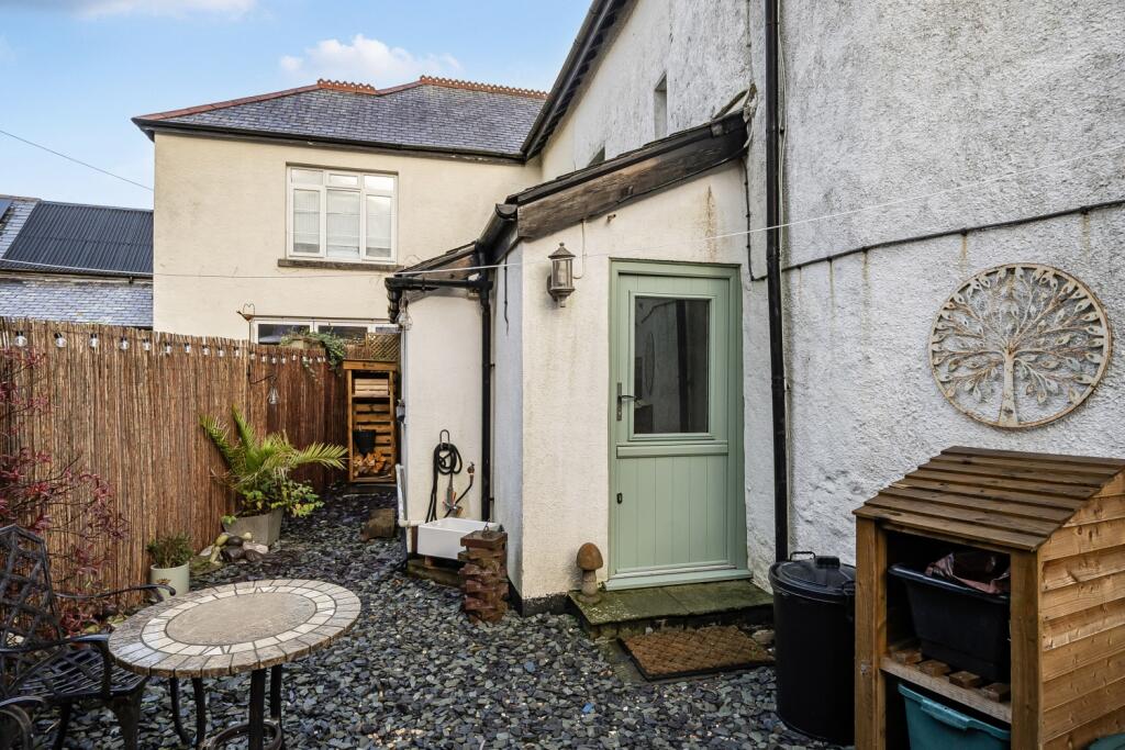 1383118-15-69316e6b363ad