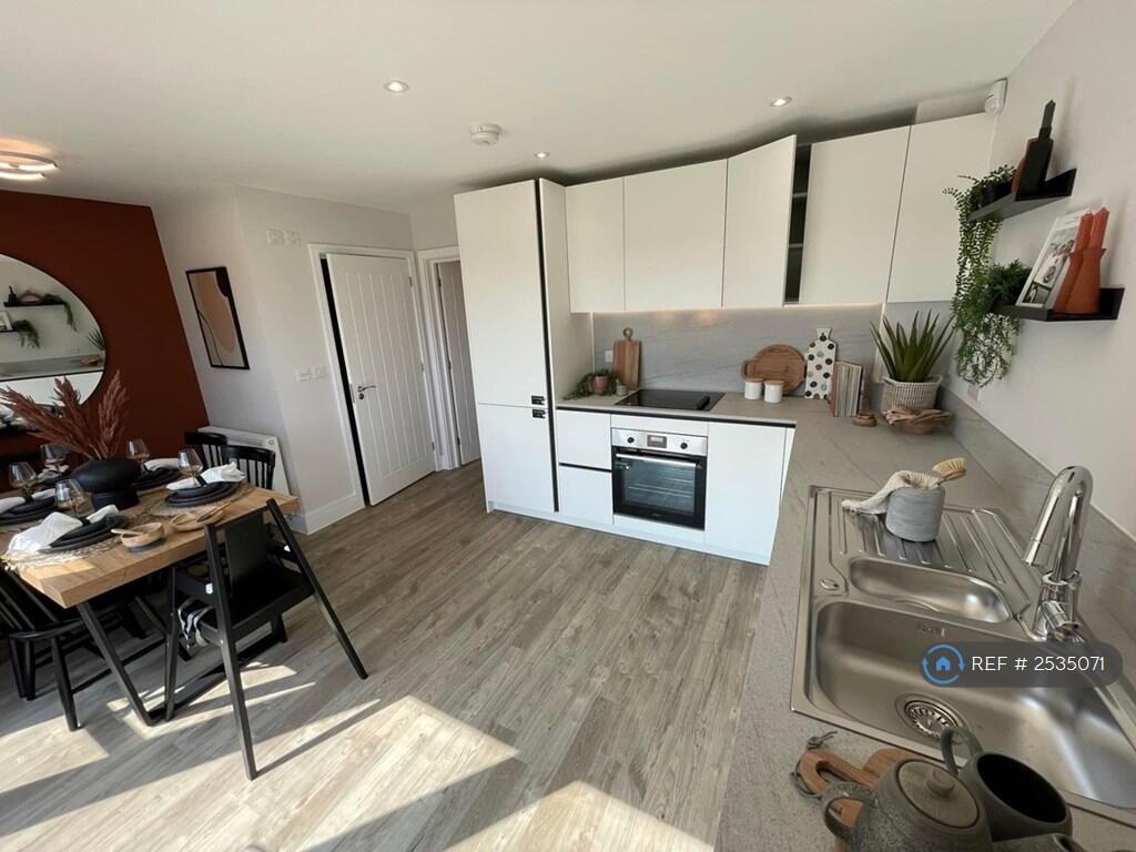 Kitchen And Dining (Show House)