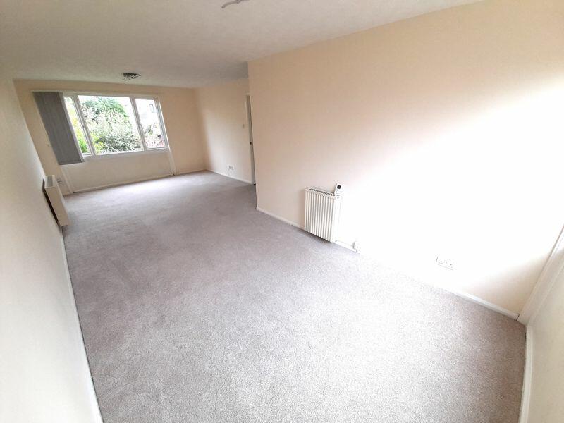 Dining Room into Lounge