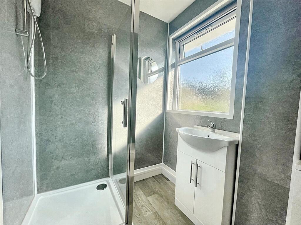 9pJ8PCsqEykeFY1q0caZQ 1.jpg