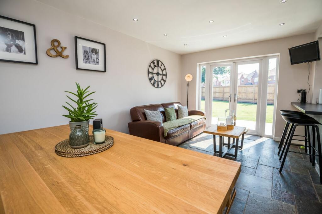 Kitchen/Family Room