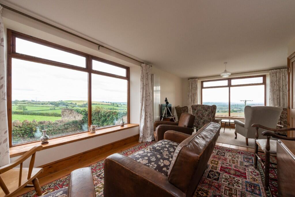 First floor receptio