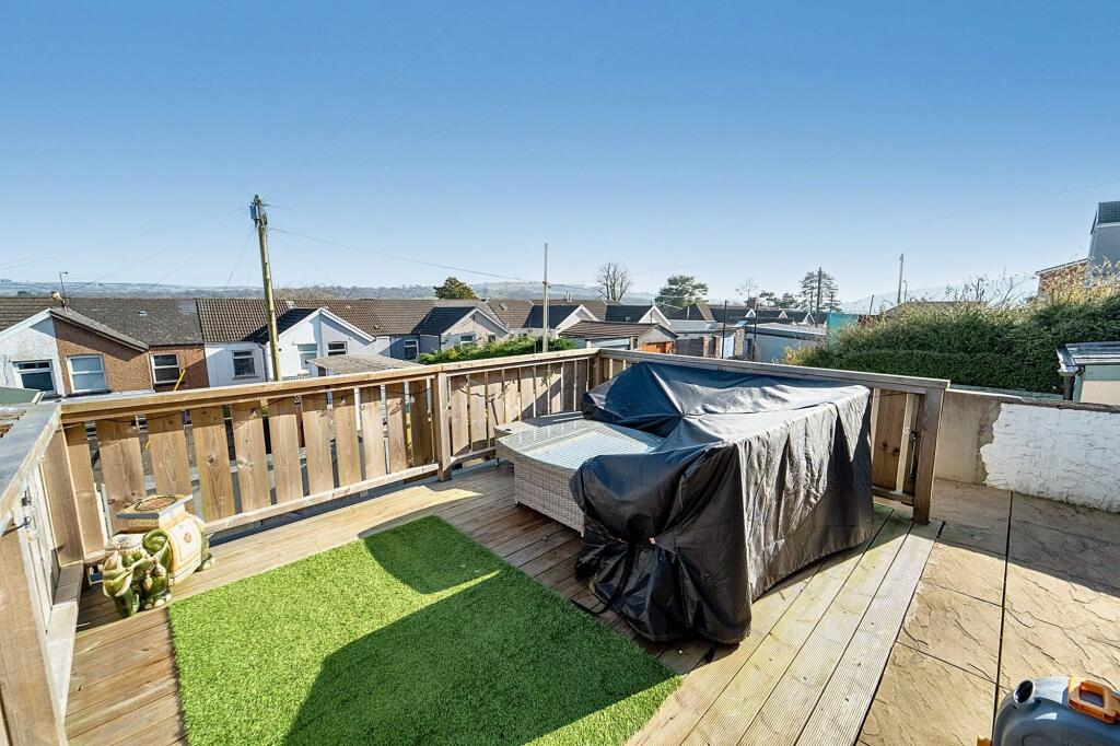 Rear Garden / Decking Area