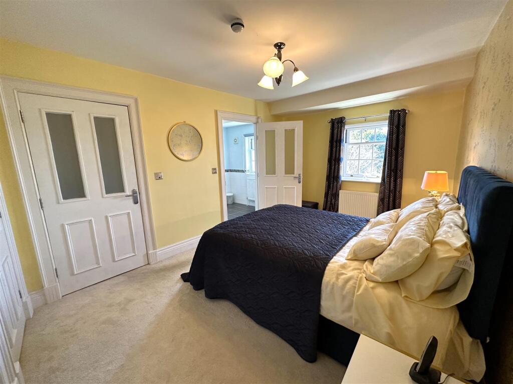 Bedroom Two Into En-Suite 830