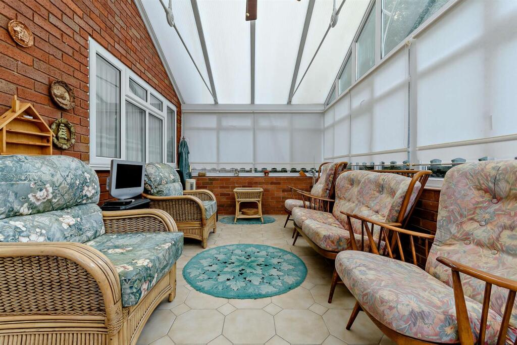 8495291-Interior16-800.jpg