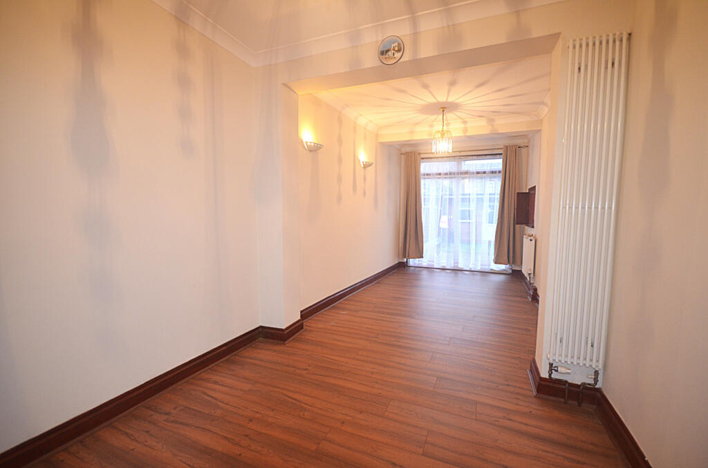 Kingston Road, Ilford, IG1 1PB