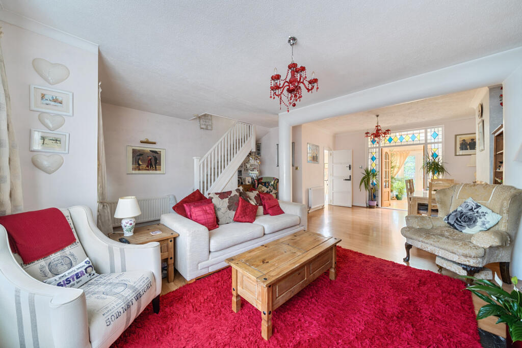 1302179-3-683ddc2...