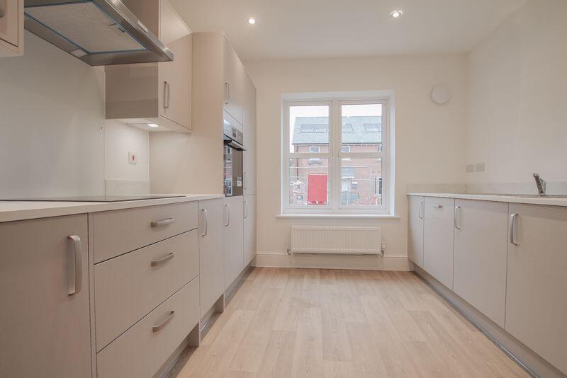 Ridge Walk, Curbridge