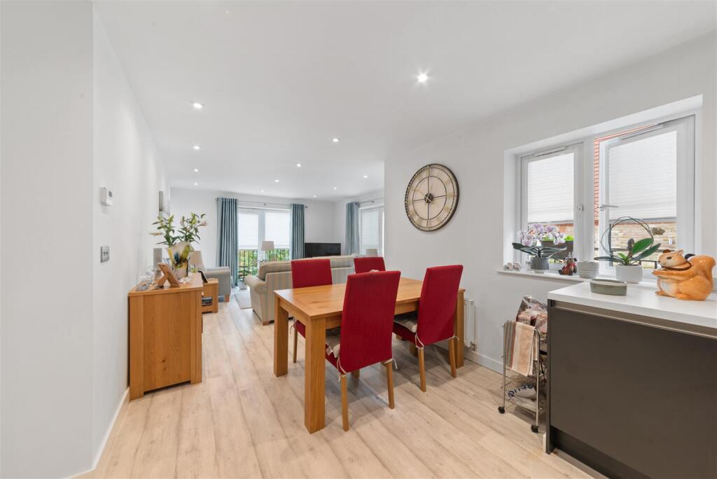 6 Jennings Court-21.jpg