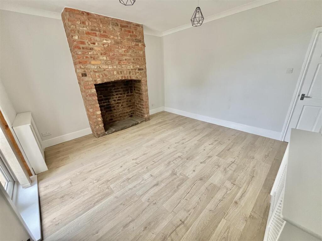 Dining Room Aspect 3