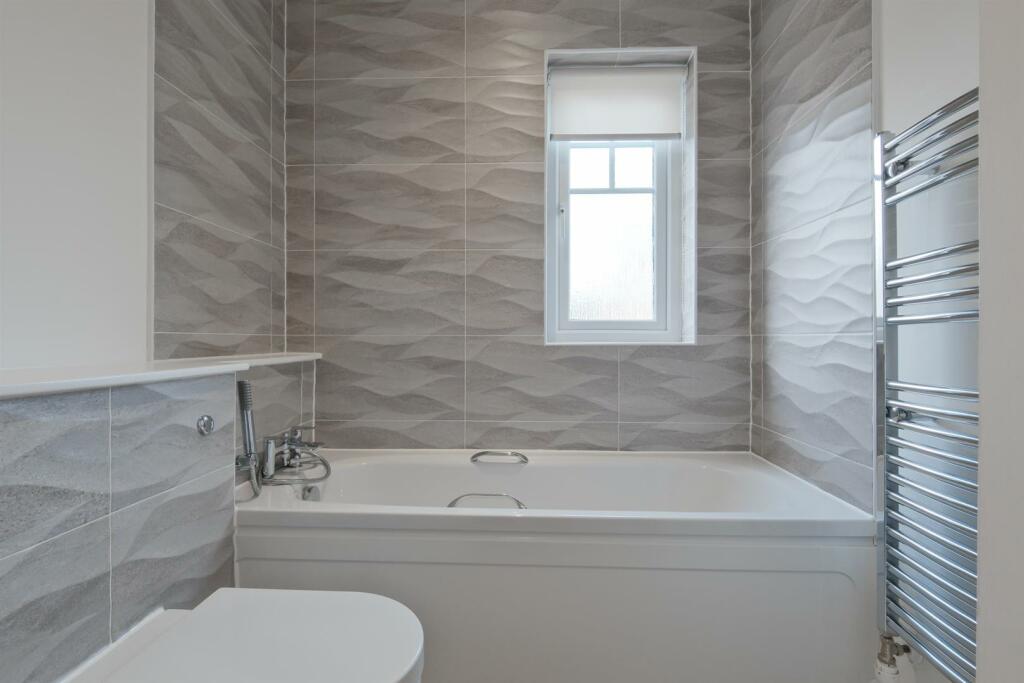 011-5 Curriefield View, Cleland ML1 5GQ.jpg
