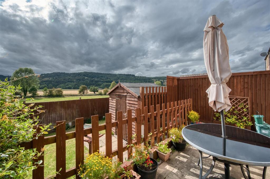 Saxton Mee 4 Olympian Way 0030.jpg