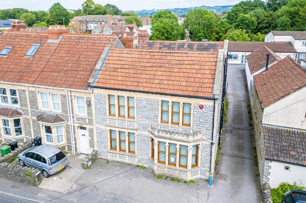Wellsway House, 9, Wellsway Keynsham, B A N E S, B