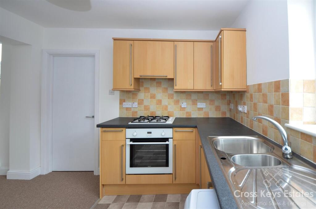 Sitting Room/Kitchen